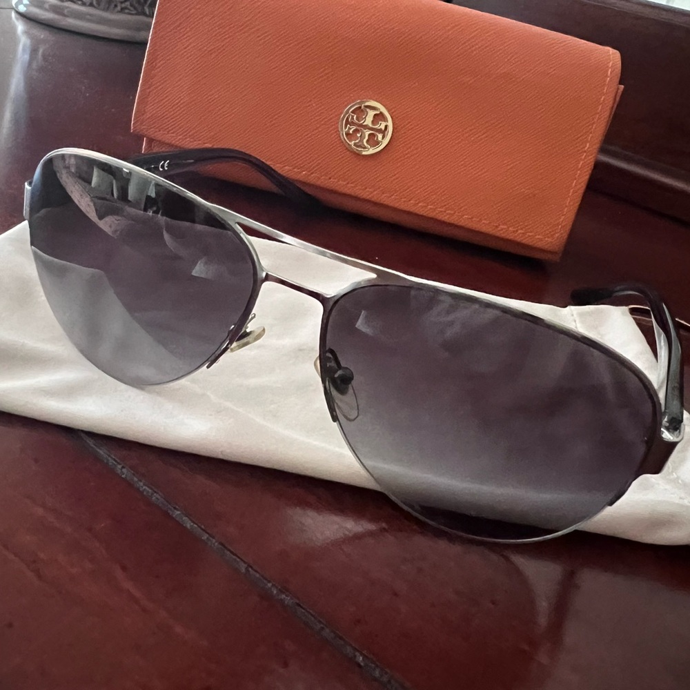 Tory Burch Silver Aviator Sunglasses with Orange Case